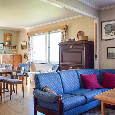 Awesome In With Wifi Feriehus Fitjar
